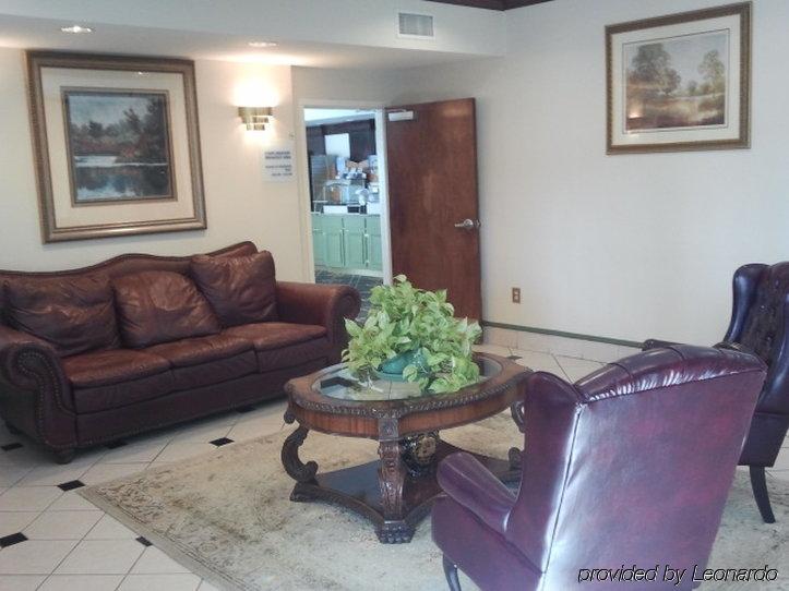 Baymont By Wyndham South Montgomery