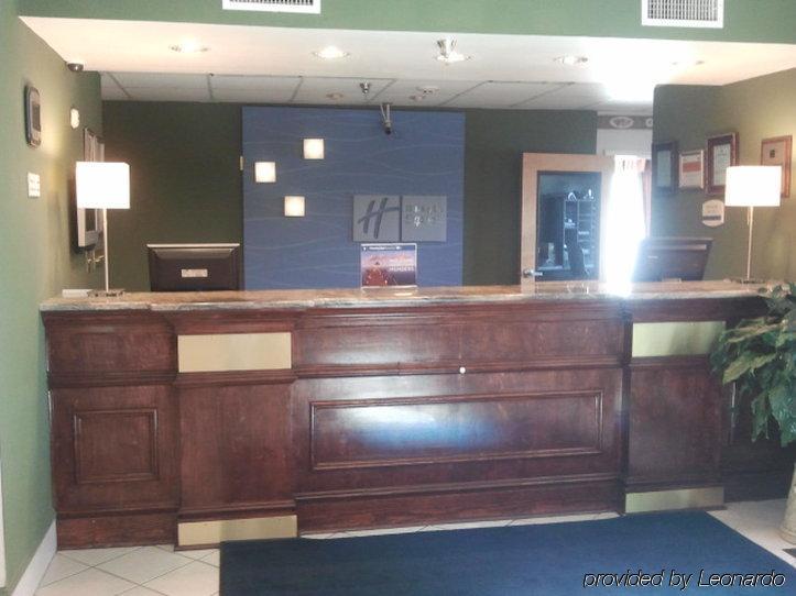 Baymont By Wyndham South Hotel