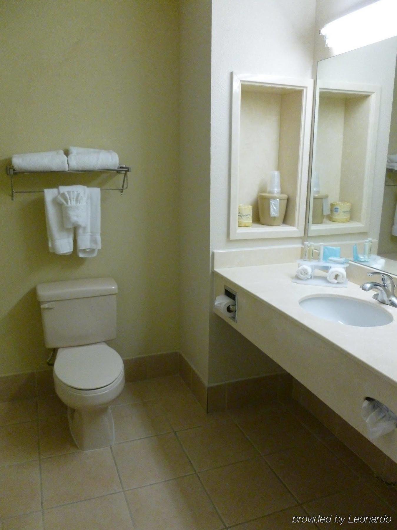 Baymont By Wyndham South Montgomery