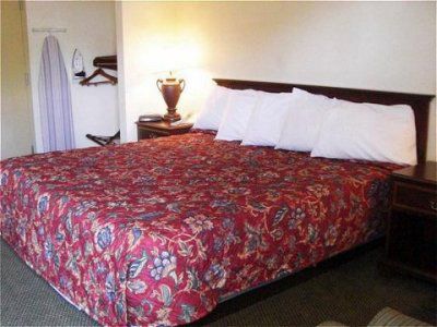 Baymont By Wyndham South Hotel